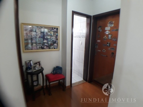 Oportunidade De Morar No Centro De Jundiaí Com Todas As Comodidade. Vendo Apto Com 117 M², 02 Dormitórios, Amplas Salas De Estar E Jantar, Cozinha, Lavanderia, 02 Banheiros, 01 Vag - Ap00254 - 341007