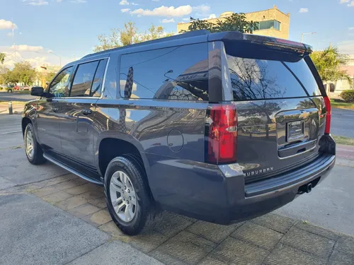 Chevrolet Suburban 5.4 Lt Piel Cubo At