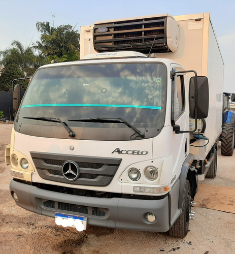 Imagem 3 de 7 de Mb Acello 1016 Ano 2014 Bau Refrigerado