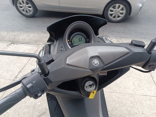 Yamaha Nmax Abs