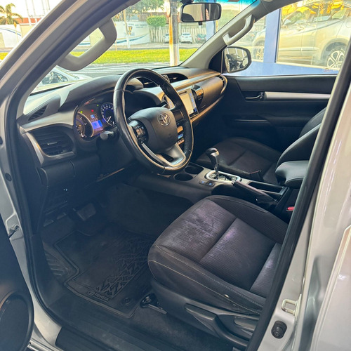 Toyota Hilux HILUX CD SR 4X4 2.8 TDI DIESEL AUT.