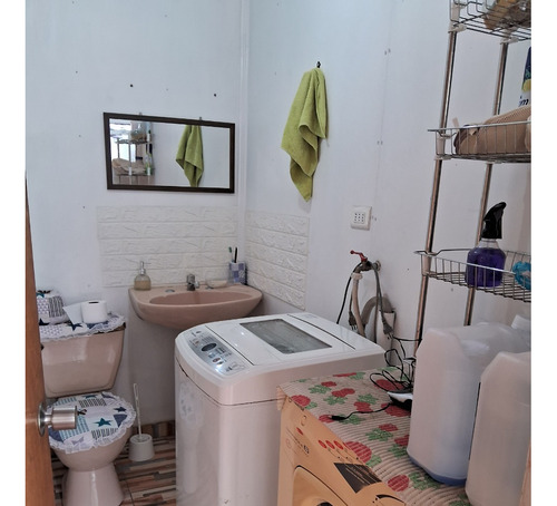 Venta Casa En Gran Terreno Ubicada En Macul. $280.000.000.-
