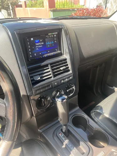 A Sport Trac 4x4 Pick Up Norteamericana