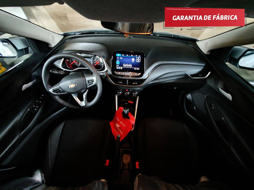 Imagem 10 de 15 de Chevrolet Onix 1.0 Flex Lt Manual