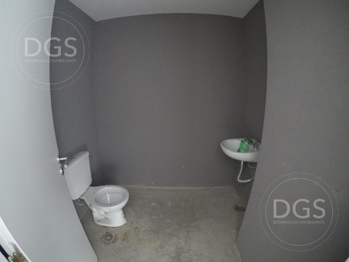 Imagen 21 de 25 de Amplio Local De 180m2 En Zona Estratégica De Lomas De Zamora