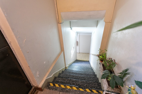 Imagen 25 de 30 de Venta Oficina En Monserrat Con Balcón Terraza.