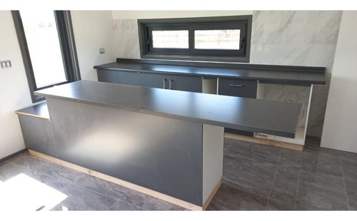Moderna Y Elegante Casa En Parcela De 5.000 M² En Condominio