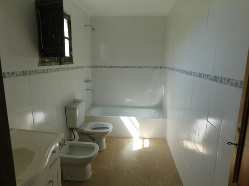 Imagen 13 de 13 de Duplex A Dos Cuadras De La Laguna De Chascomus