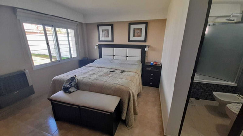 Imagen 7 de 14 de Casa - 5 Ambientes - Barrio Costa Azul - Villa Carlos Paz