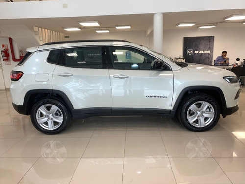 Imagen 4 de 20 de Jeep Compass 1.3t Sport