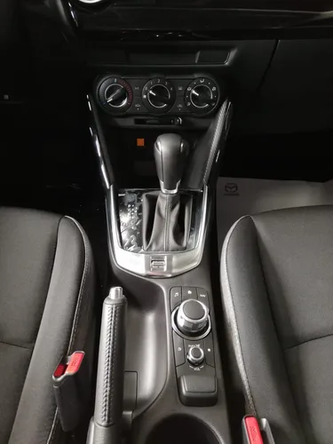 Mazda 2 Touring At Sedan/yr