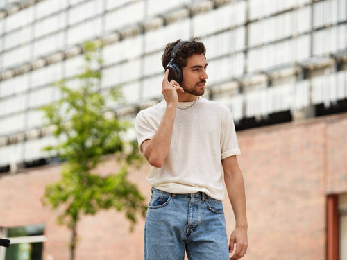 Imagen 4 de 6 de Audífono Sennheiser Momentum 4 Wireless Bt 5.2 60 Horas