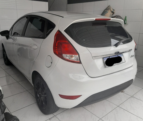 Imagem 3 de 7 de Ford Fiesta 2014 1.6 16v Se Flex Powershift 5p