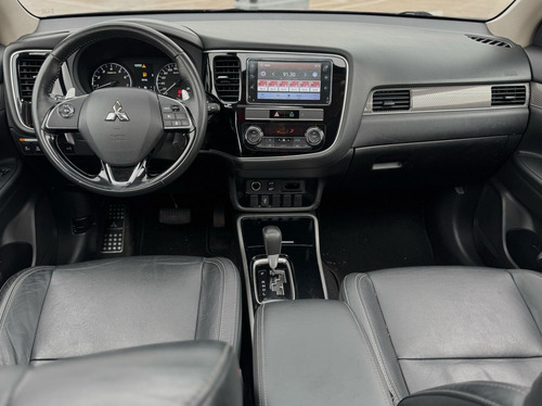 Mitsubishi Outlander 3.0 MIVEC V6 HPE-S AWD