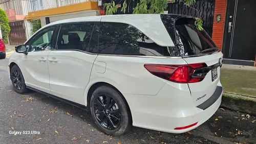 Honda Odyssey 3.5 Black Edition At