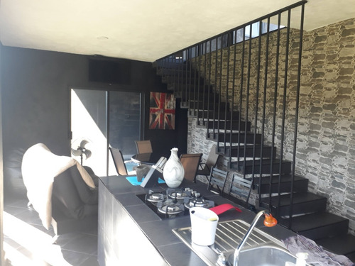 Casa Con 3 Recamaras 3 Baños 2 Pisos