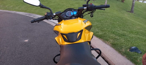 Bajaj Rouser 200 Ns Con Todos Los Service Oficiales