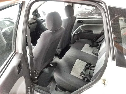 Ford Fiesta 1.0 8v Flex 5p