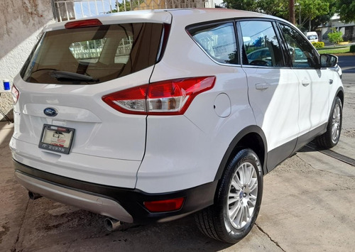 Imagen 4 de 15 de Ford Escape 2016