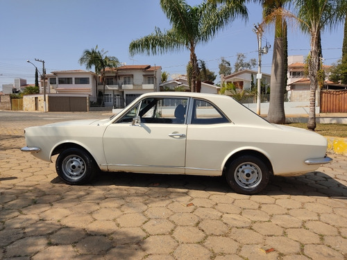 Imagem 3 de 14 de Ford Corcel Luxo