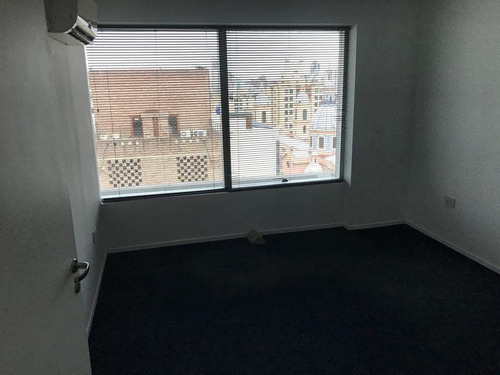 Imagen 9 de 30 de Centro - Importantes Oficinas En Alquiler De Piso Completo