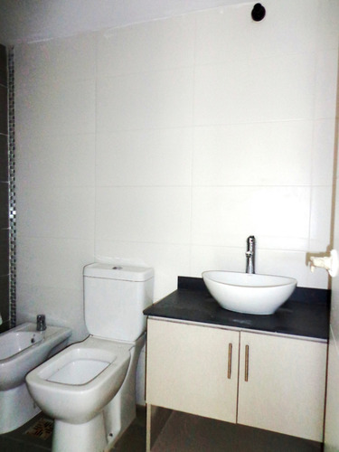 Imagen 9 de 10 de Apto Nuevo 2 Dorm!! Patio Parrillero Exclusivo! Opción Garaje! Con Renta!