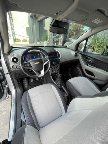 Imagen 14 de 18 de Chevrolet Tracker 1.8 Ltz Fwd Mt 140cv 2015