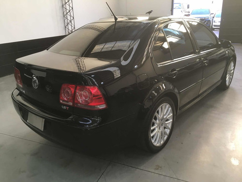 Imagen 8 de 15 de Volkswagen Bora 1.8 Highline T 180cv