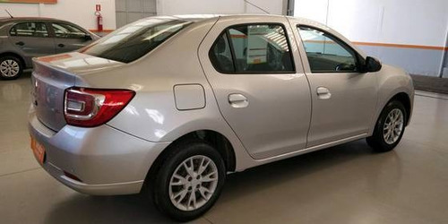 Imagem 6 de 9 de Renault Logan 1.6 16v Sce Flex Zen Manual