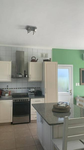 Venta Casa Pilar Del Este Los Jazmines, Muy Linda Casa En Lote Central Con Vista Al Parque, Una Planta