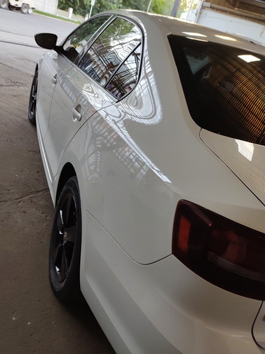 Volkswagen Vento 2017 1.4 Comfortline 150cv At