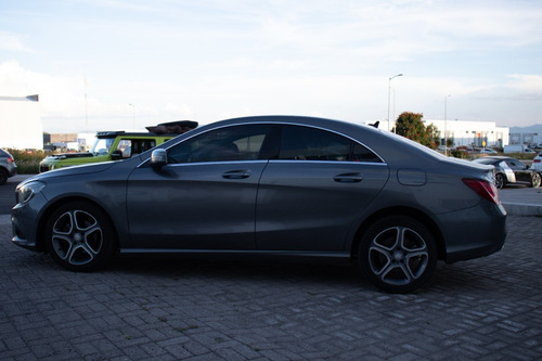 Imagen 8 de 14 de Mercedes-benz Clase Cla 1.6 200 Cgi Sport At 2016