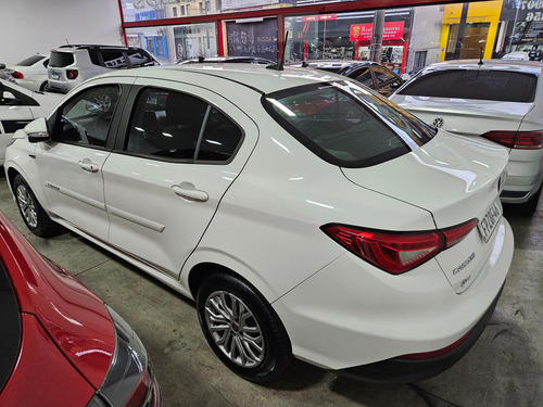 Fiat Cronos 1.3 Drive Gsr Flex 4p