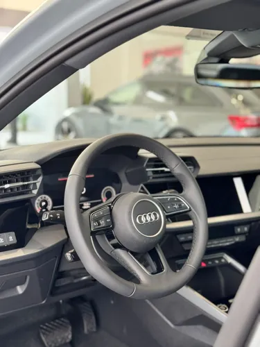 Audi A3 Select