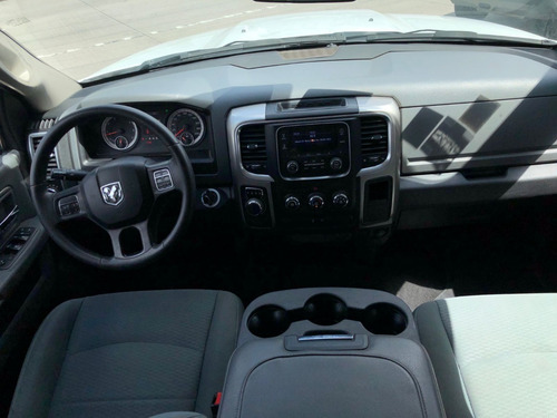 Imagen 11 de 15 de Dodge Ram 1500 Crew Cab V6 Slt 4x2 - 2017 - Automática