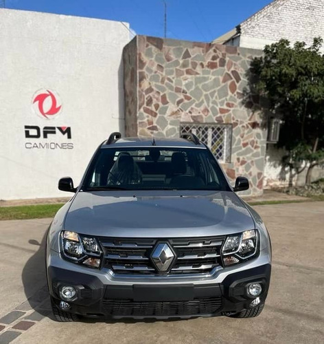 Imagen 2 de 15 de Renault Oroch Outsider 1.3 Tce 163cv 6m/t 4wd 0km My2023