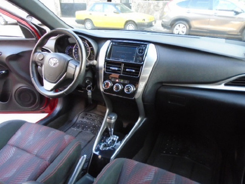 Toyota Yaris S Hb 2018 45,000 Kms Con Garantia Extendida