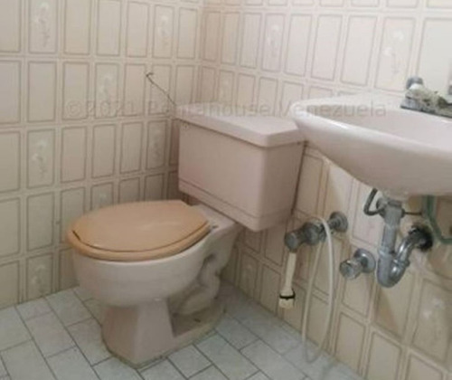 Imagen 12 de 30 de Apartamentos En Venta Zona Centro Cabudare 22-14236 #m