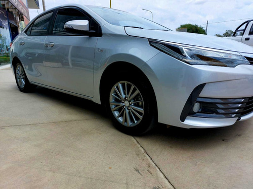 Imagen 2 de 15 de Toyota Corolla 1.8 Xei L/17 Cvt 2019