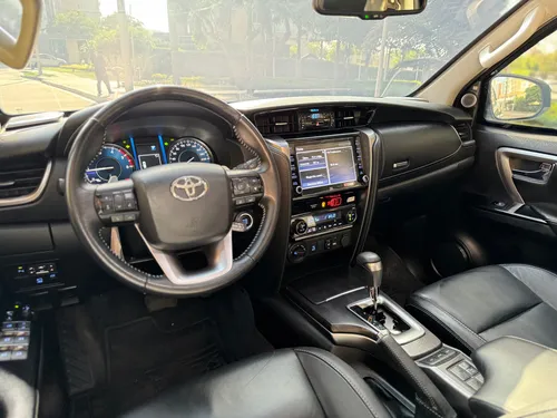 Toyota Fortuner 2.8l