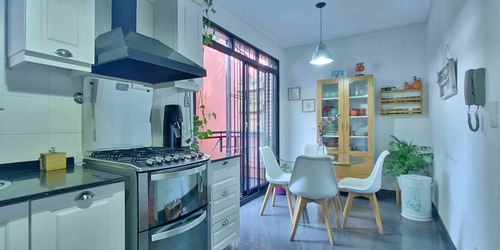 Imagen 13 de 30 de Venta Ph En Triplex Devoto 4 Amb Patio 2 Cocheras