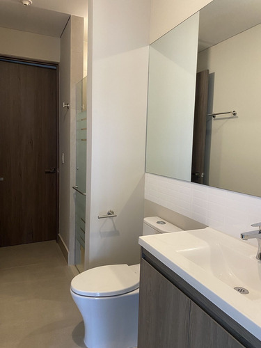 Departamento En Renta Torre Boreal Valle Oriente