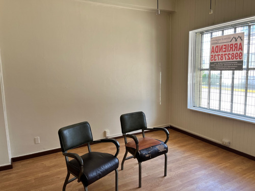 Arriendo De Local Comercial Central