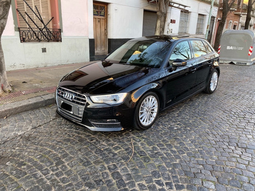 Audi A3 1.8t S-tronic Sportback 2013