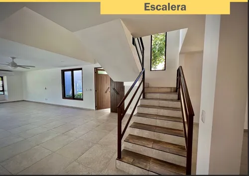 Venta Casa De Lagos Del Sol