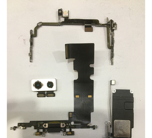 Refacciones Para iPhone 8 Plus A1864, A1897 (Usado)