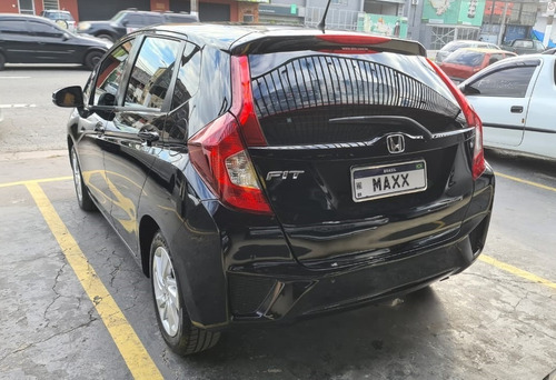 Imagem 2 de 13 de Fit Lx 1.5 Aut Ano:2016