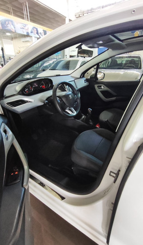 Peugeot 208 ALLURE 1.5
