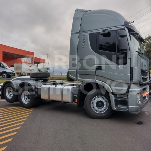 Imagem 4 de 8 de Iveco Hi Way 600s44t, Ano 2018/2019
