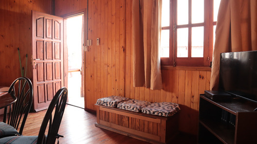 Alquilo Hermosa Cabaña Madera, San Luis, 300 M. De La Playa
